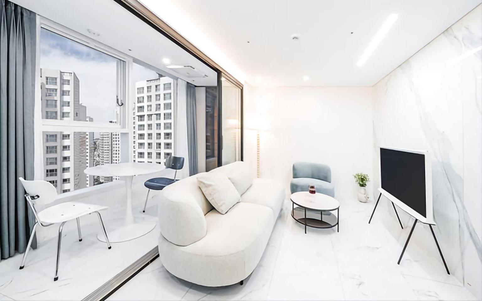 Uh Flat The Seocho Lägenhet Seoul Exteriör bild
